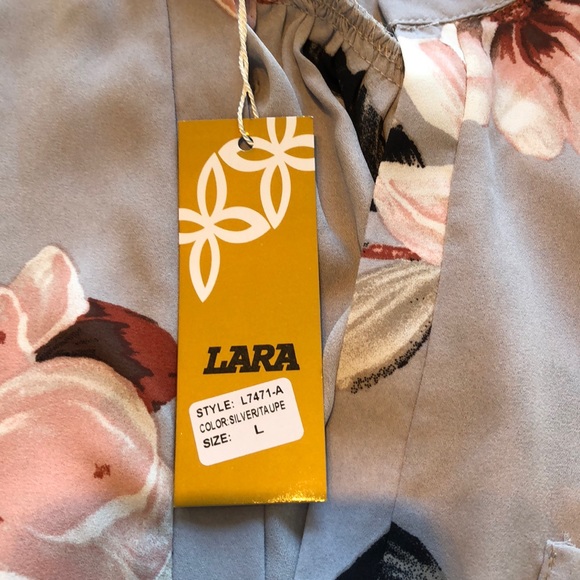 Last chance! Final Price NWT! Lara Top - Picture 6 of 8